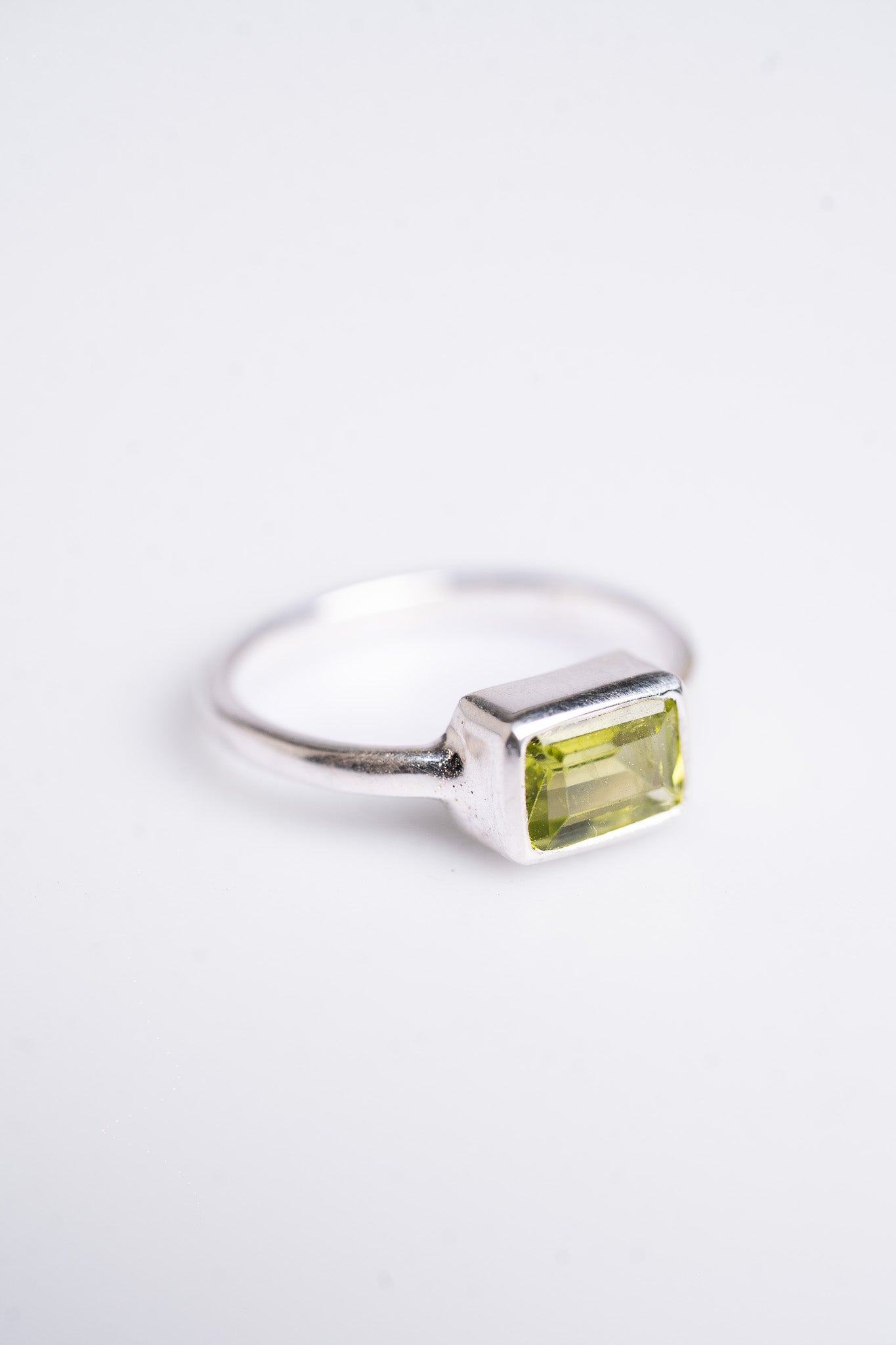 Horizontal Heirloom Peridot