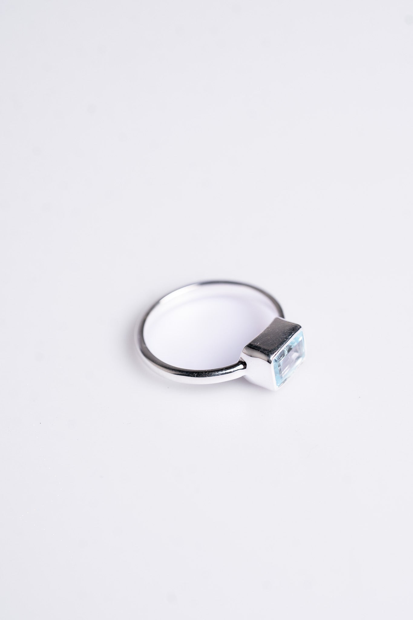 Horizontal Heirloom Blue Topaz