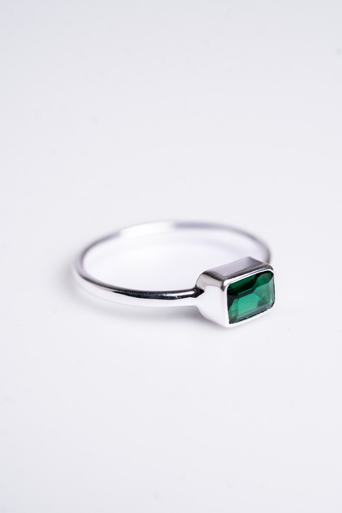 Horizontal Heirloom Emerald