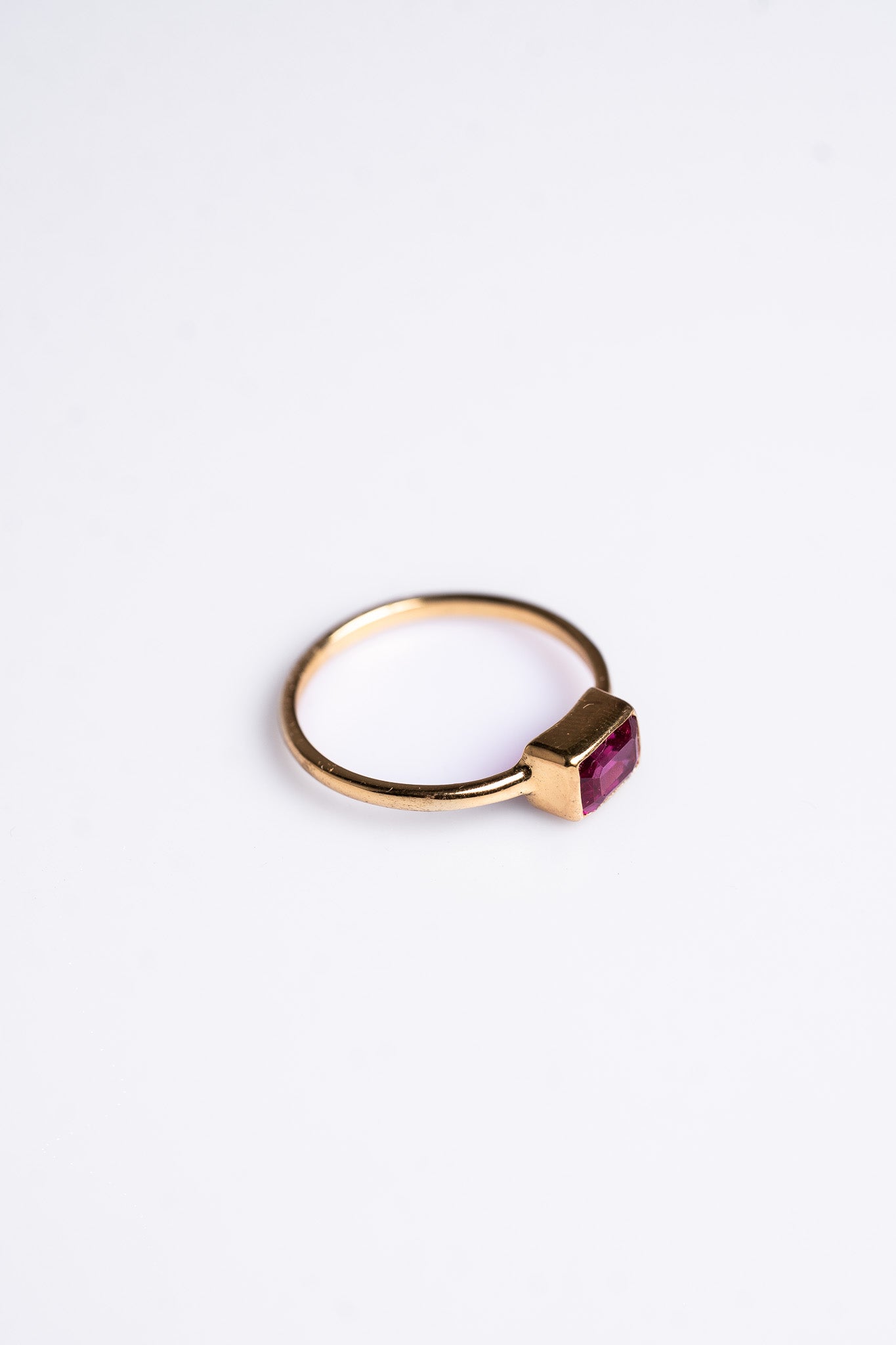Horizontal Heirloom Ruby