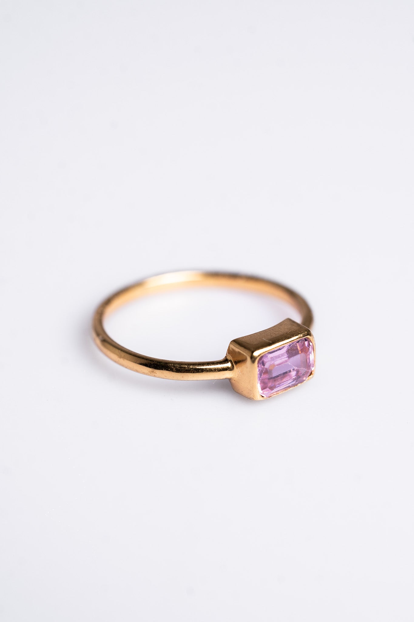 Horizontal Heirloom Pink Sapphire