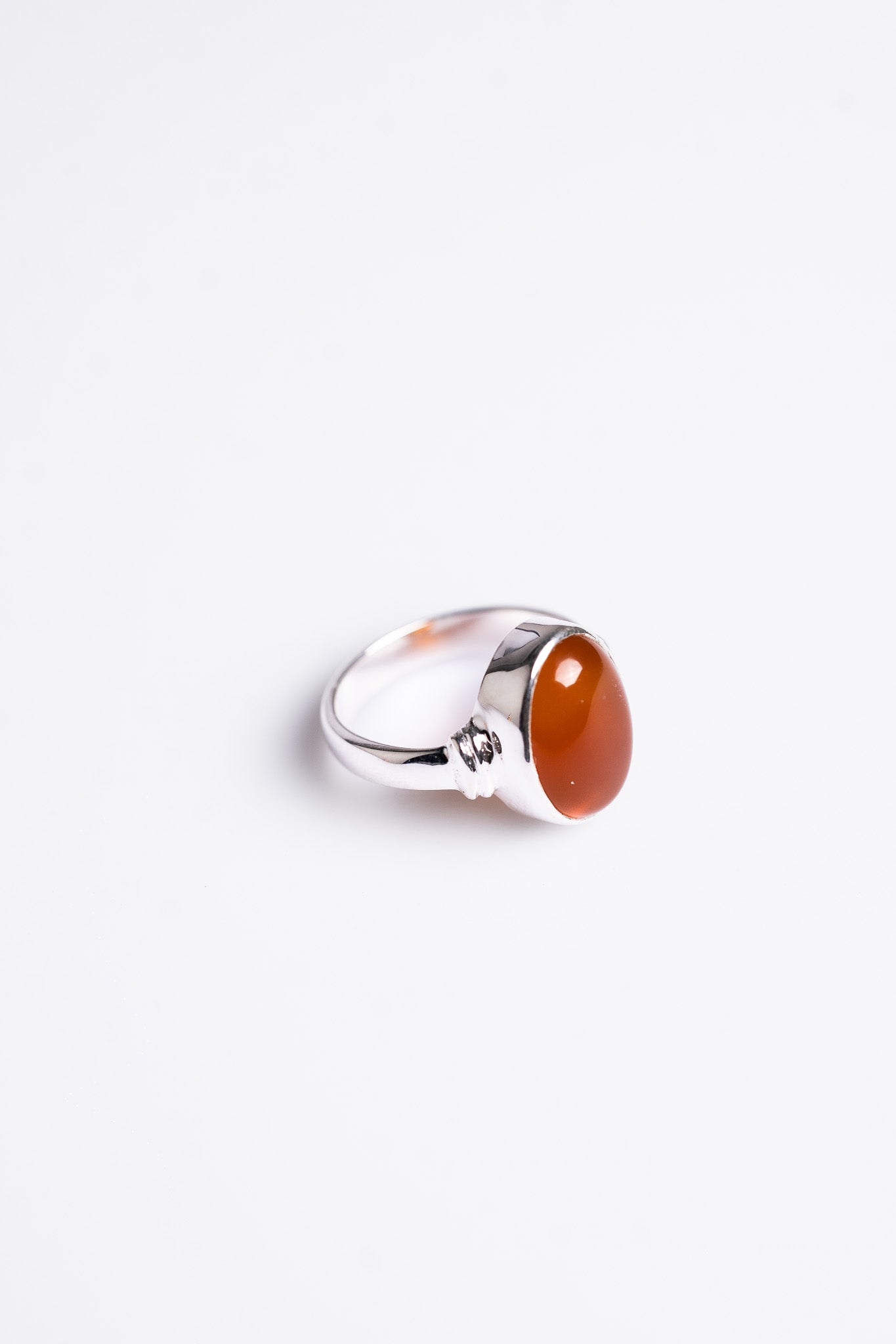 Oval Throne Agate