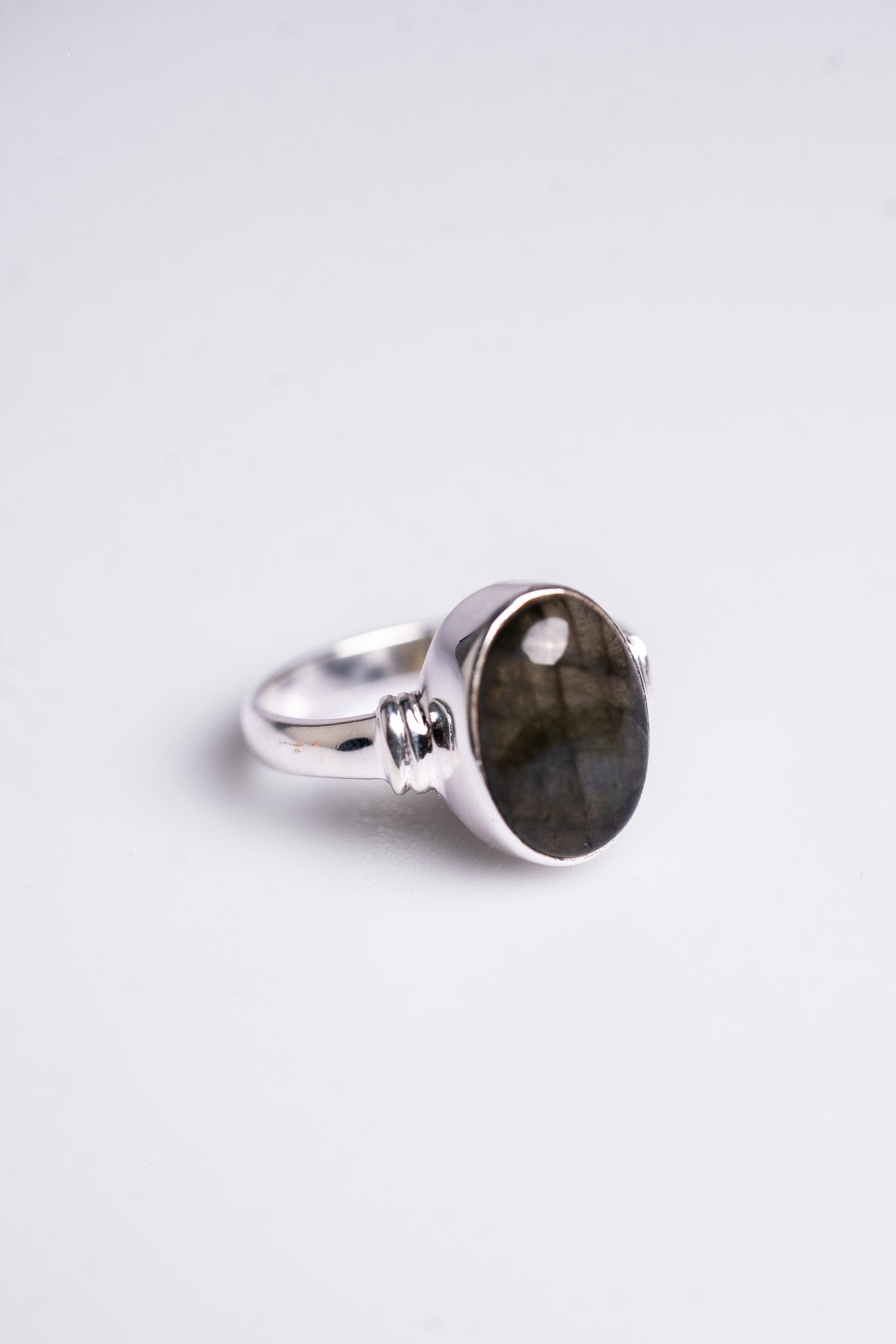 Oval Throne Labradorite