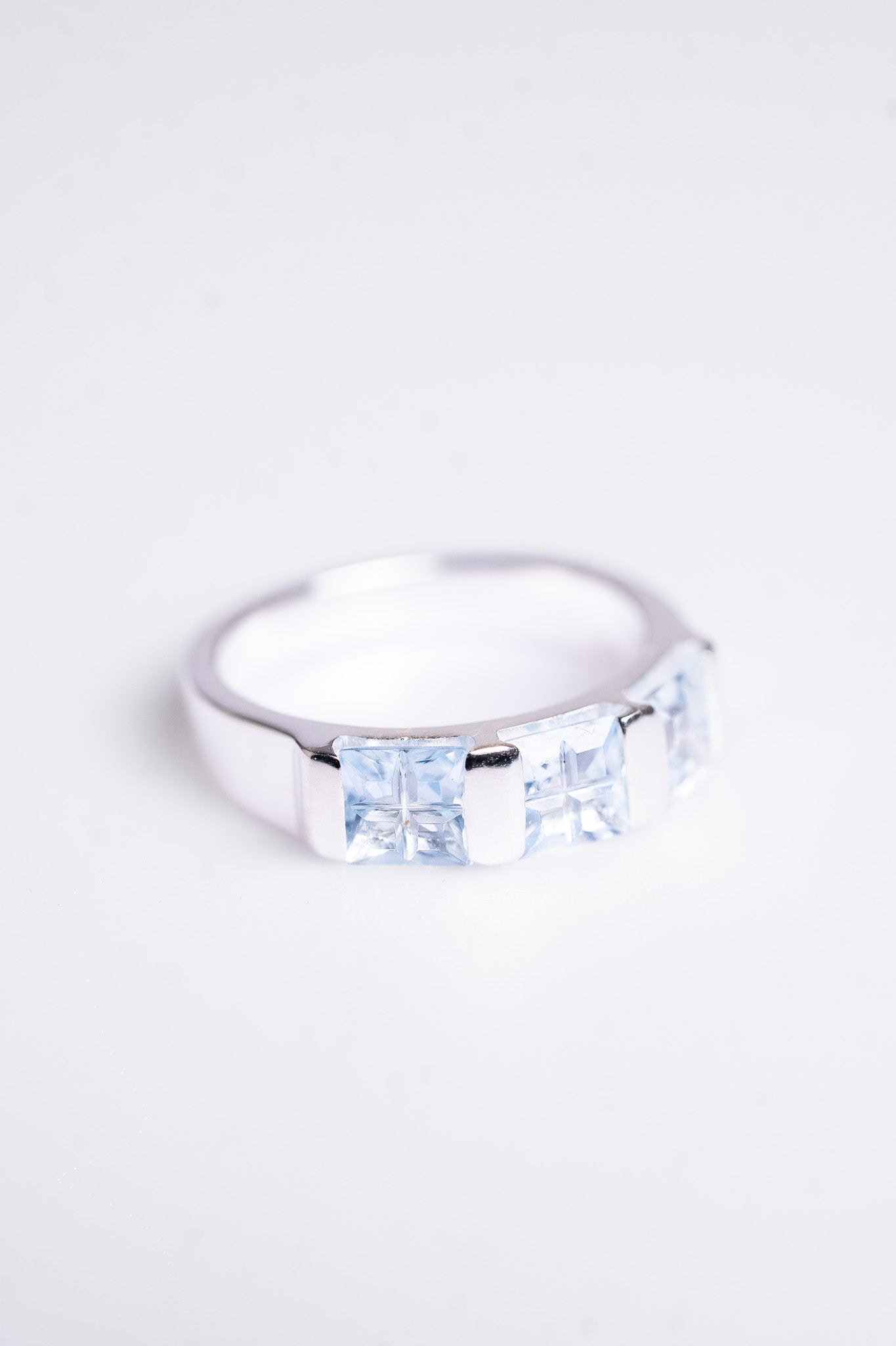 Crown Blue Topaz