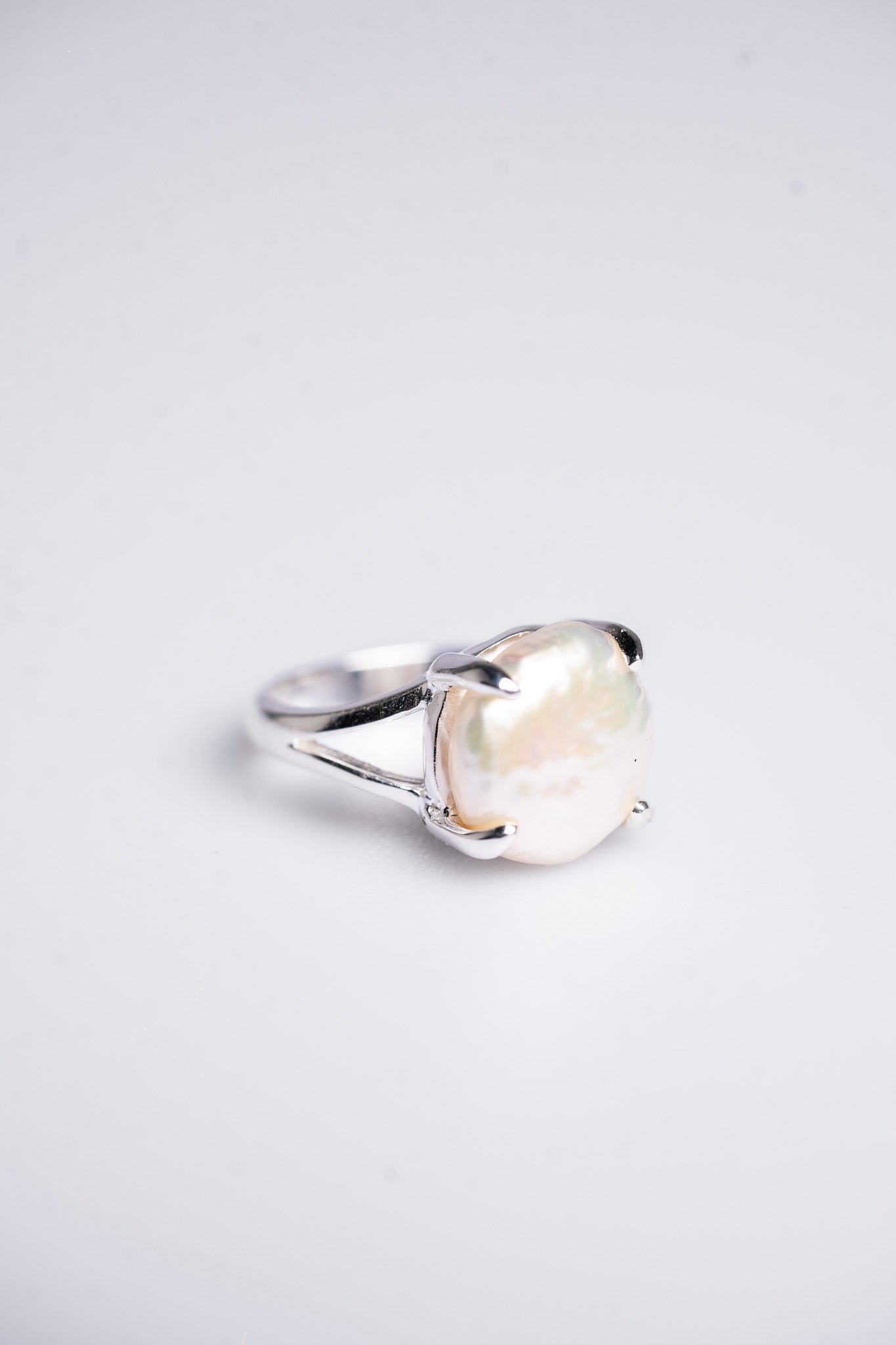 Mermaid Claw Pearl