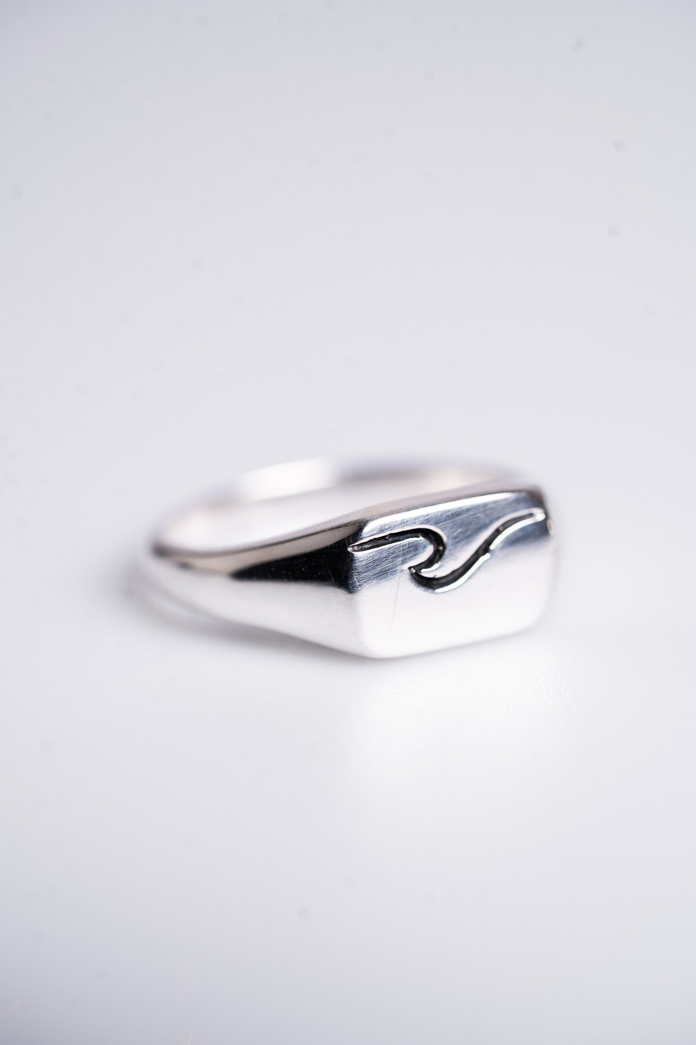 Signet Wave